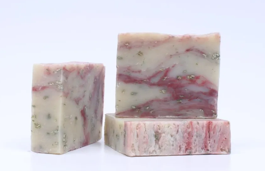 Merry Mistletoe Goat Milk Bar Soap *Limited Edition Holiday Scent*